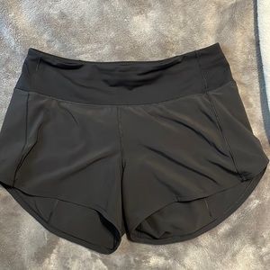 Lululemon speed up shorts 4” inseam size 6 TALL.